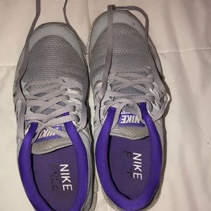 gray & purple nike shoes